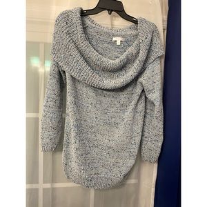 Lauren Conrad off-the-shoulder sweater size L
